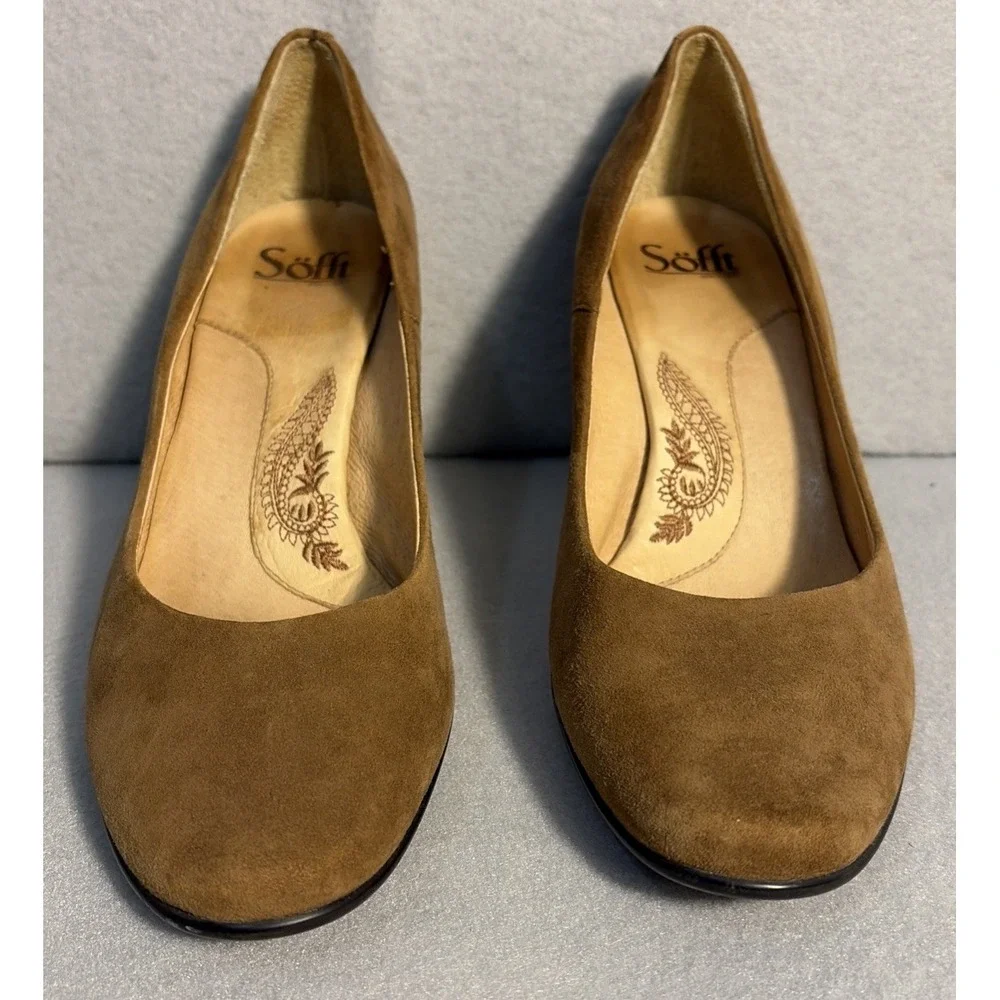 Sofft Camel Tan Suede Pumps Women 10M Block Heel Comfort Classic Dress Shoes